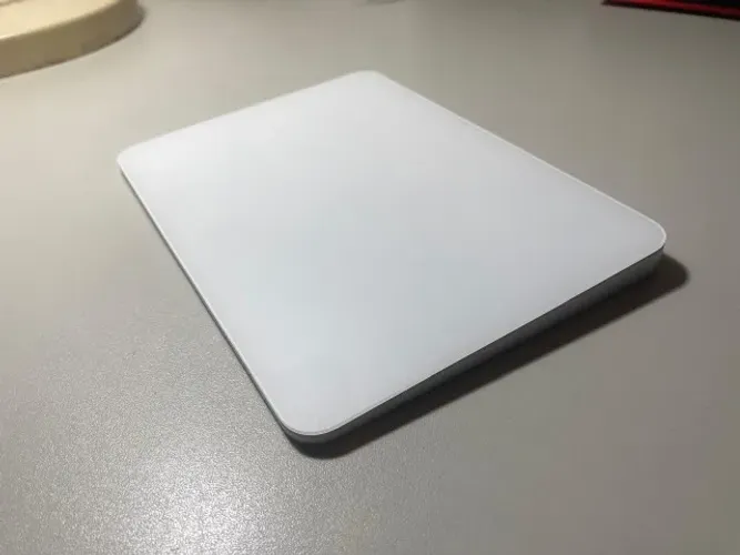 Magic Track Pad, Apple