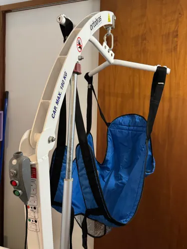 GUINCHO ELÉTRICO ORTOBRAS PARA TRANSFERÊNCIA DE PACIENTES - ATÉ 180 K