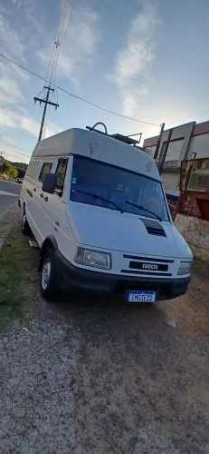 Iveco Daily Furgão Longo 49.1 8V2 2.8 120cv Diesel Mec. 2005