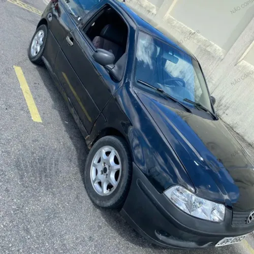 Volkswagen Gol Geração III City 1.0 MI 8V Gasolina Mec. 2P 2004