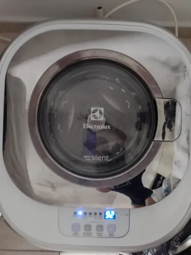 Máquina LAVAR  -  ELECTROLUX  Mini Silent LSE03 - 3Kg