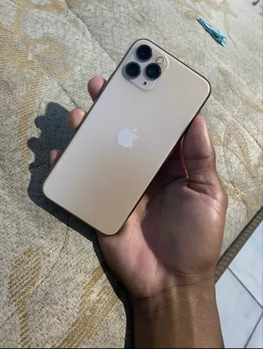 IPHONE 11 PRO TROCO