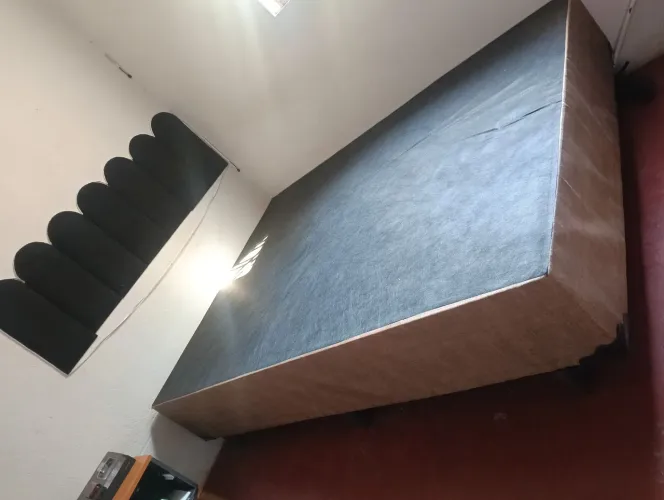 CAMA DE CASAL + COLCHÃO
