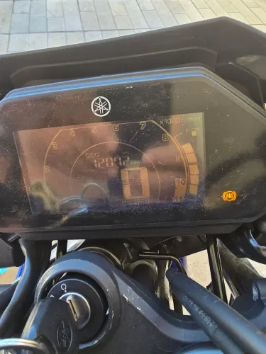 Vendo Fazer 250 azul com acessórios, único dono