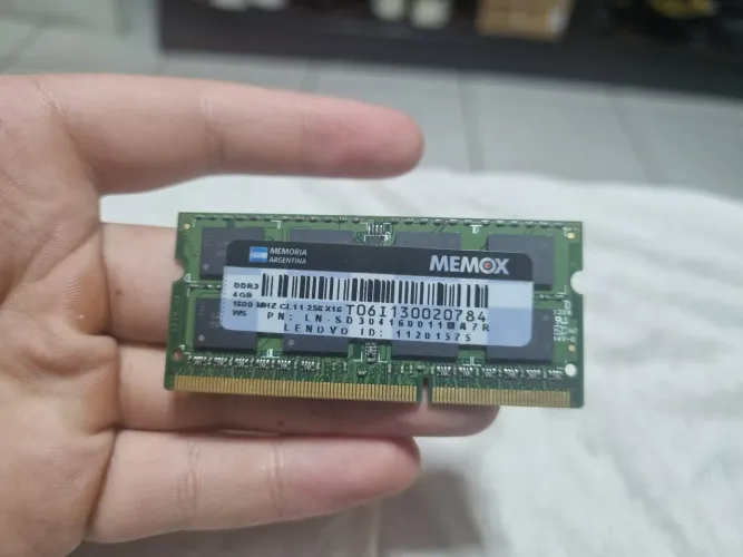 Memória RAM 4GB DDR3 1600MHz SO-DIMM Notebook
