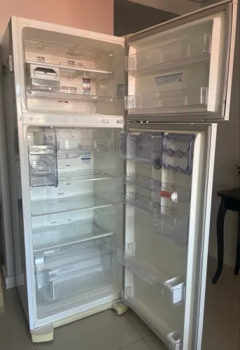 Geladeira Electrolux usada