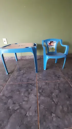 Mesinha infantil 