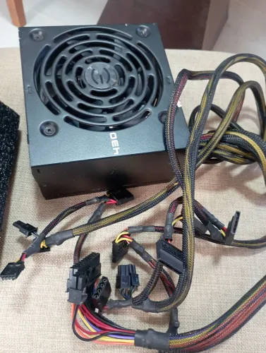 Fonte Pc E3VA 450w 80 Plus Bivolt Pouco Usada