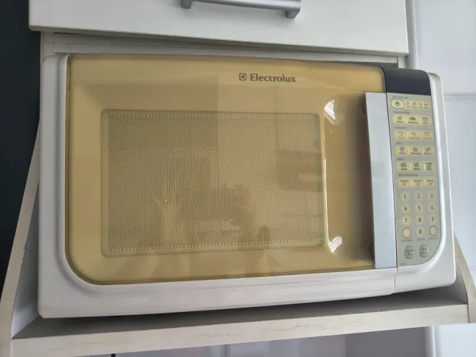 Microondas Eletrolux 21l