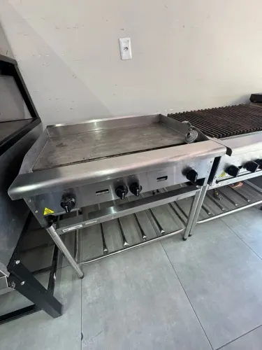 Chão é char broiler