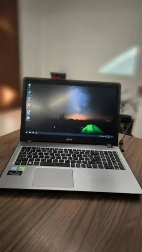 Notebook Acer i5 15.6"