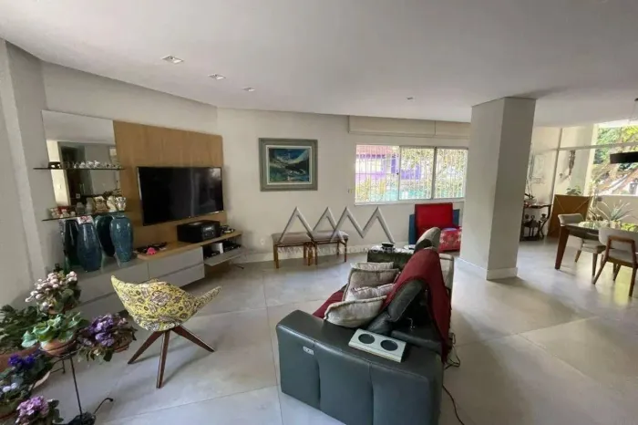 Apartamento à Venda no Sion | 4 Quartos - 159 m²