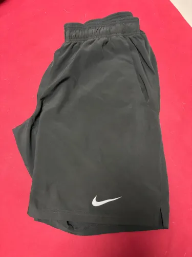 Bermuda Nike