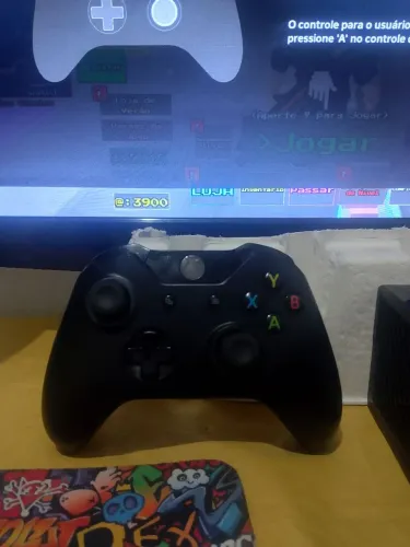 Manete de Xbox one original só falta calibrar aceito troca 