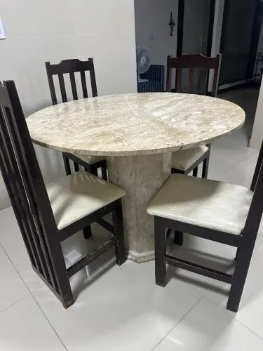 Mesa de mármore Bege Bahia 