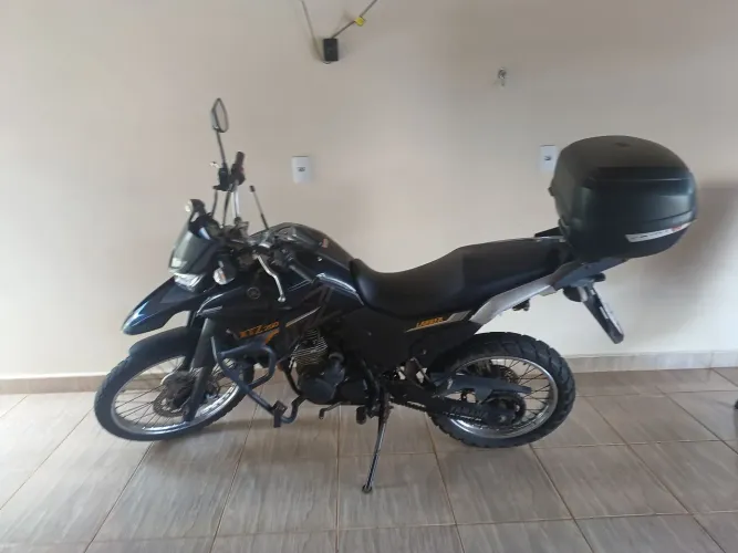 VENDO YAMAHA LANDER 250 2020 - PRETA