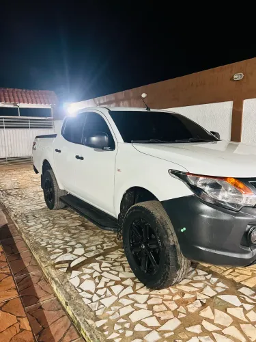 Mitsubishi L200 Triton Sport GLS 2.4 CD Diesel Aut. 2022