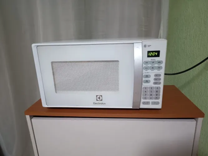 Microondas Eletrolux 20 litros 