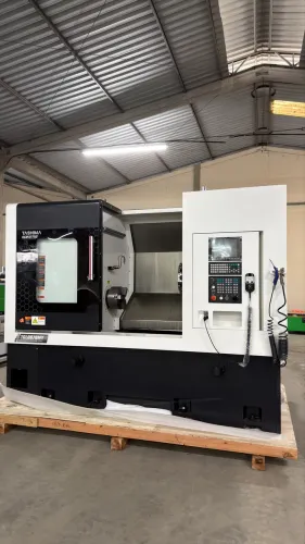 Torno convencional CNC