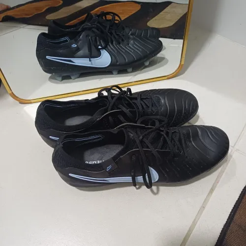 Chuteira Nike Tiempo Elite 10 Campo
