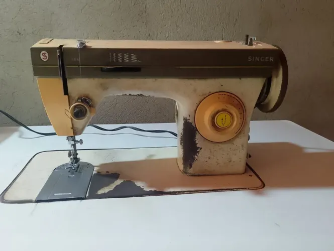 Máquina de costura