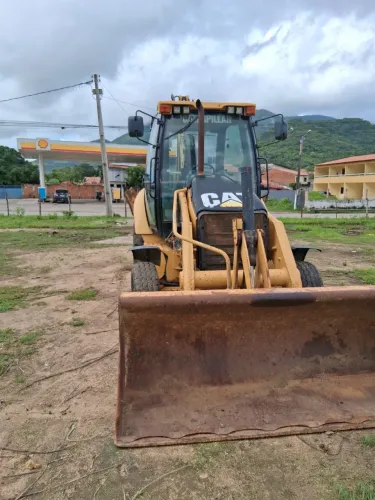RETROESCAVADEIRA CAT 416E-