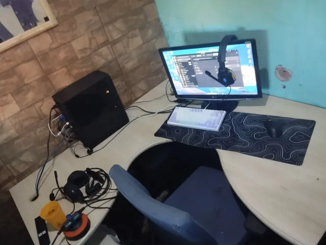 Vendo ou troco mesa