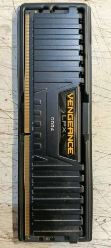 Memória RAM DDR4 8gb