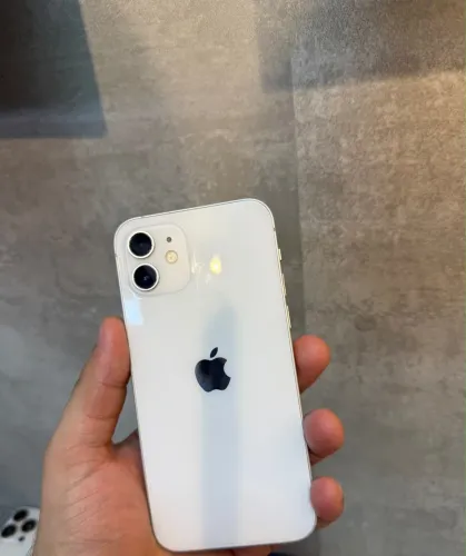 iPhone 12 64GB todo original 