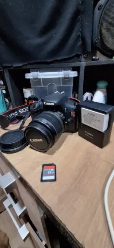 Canon t2i usada