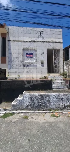 Casa à venda no bairro Suíssa, com 250m²
