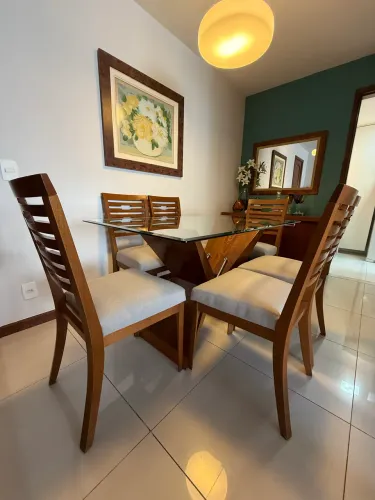 Mesa de Jantar de Madeira com Tampo de Vidro + 6 Cadeiras