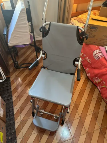 Cadeira de Rodas Luedmed Mcde 33 Manual