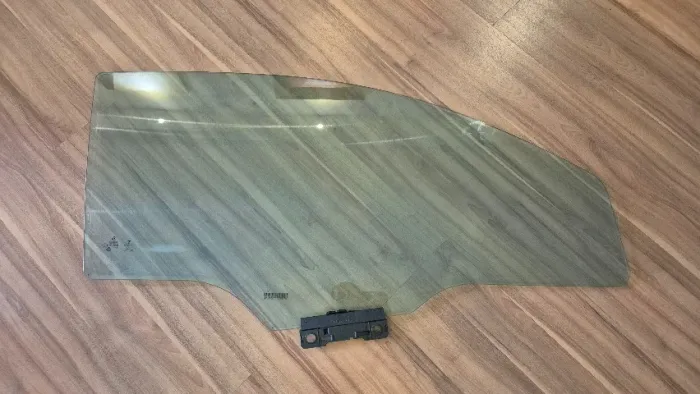Vidro lateral direito Saveiro G5 G6 G7 G8 Volkswagen VW