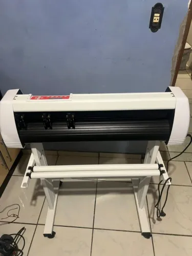 Plotter de Recorte e Risco Digital 72cm - Corte e Contorno Profissional