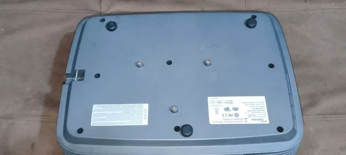 PROJECTOR OPTOMA