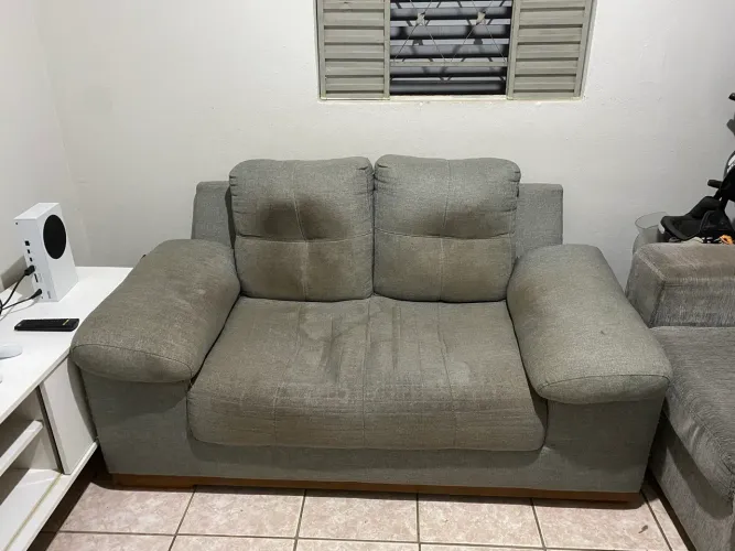 Sofá 2 lugares usado