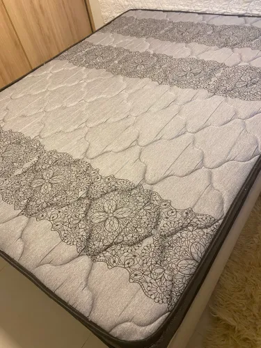 Colchão casal tamanho padrão 