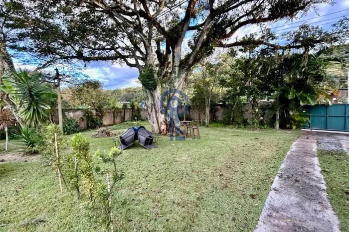 Casa em Condomínio 2 suites na Lagoa da Conceição