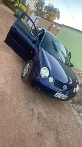 Volkswagen Polo Sedan 1.6 MI 101cv 8V 4P 2004