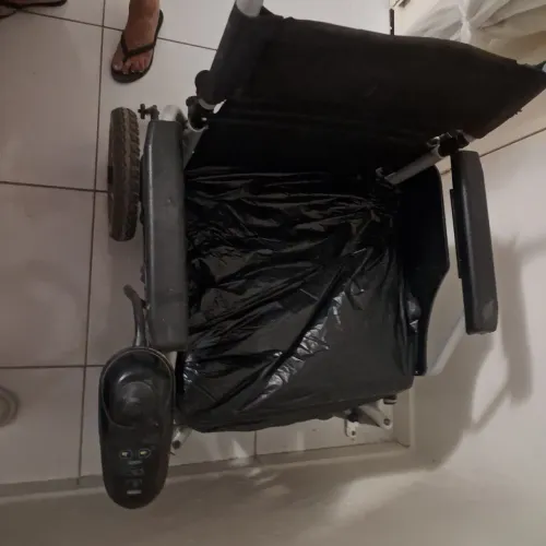 Cadeira de Roda Elétrica