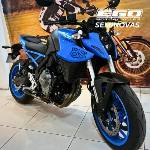 GSX-8S 2025 apenas 547 Km