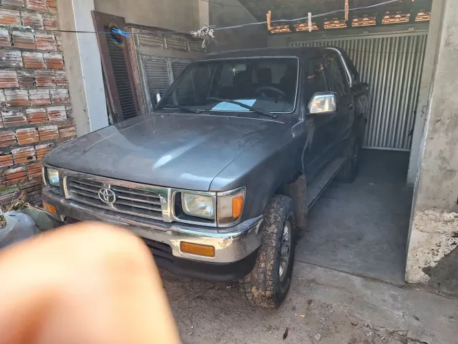 Toyota Hilux CD SR5 4X4 2.8 Diesel 2001