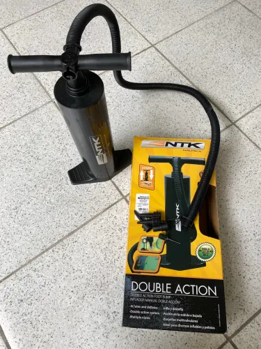 Inflador manual dupla função Nautika.