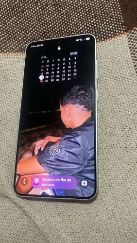 Vendo s24 normal 256gb sem marca des uso ta na garantia até o mês dez desse ano