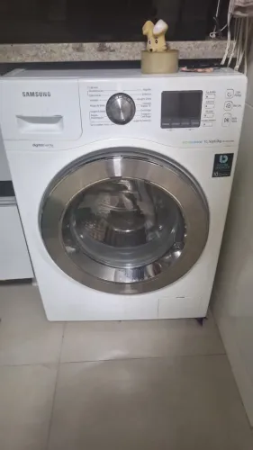 Lava e seca Samsung WD106UHSAWQ 10,1 kg. ATENÇÃO está com defeito no eixo tripé.