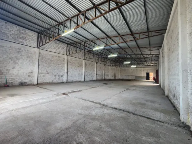 Galpão comercial à venda no Areal, Pelotas - 260 m², a apenas uma quadra da Av. São Franci