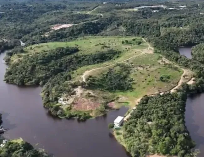 Grande área a venda, documentada no bairro Puraquequara, Manaus/Am
