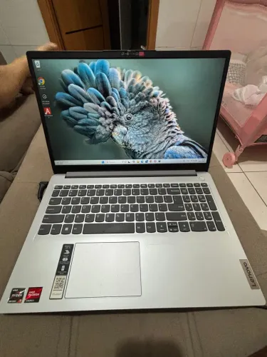 Notebook Lenovo, Ryzen 7, AMD Radeon, tela touch screen.