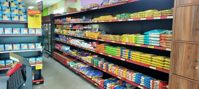 Mercado em Minas Gerais. Ref; 2828